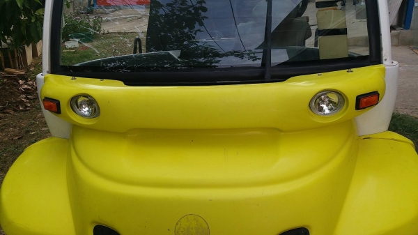 รถกอล์ฟน้ำมัน