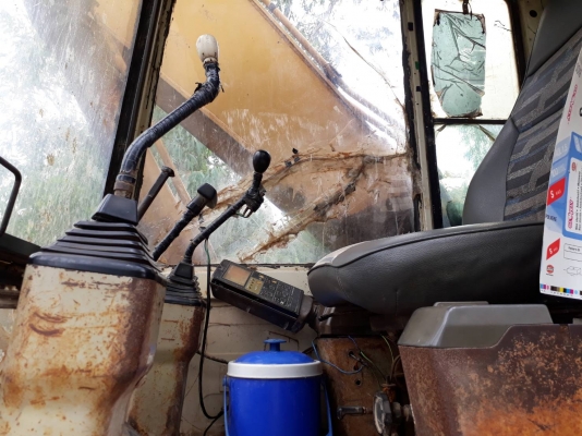 รถขุด KOMATSU PC200-5