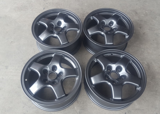ขายล้อ Skyline R32 GTS ขอบ16 หน้า 6.5  4 ล้อ