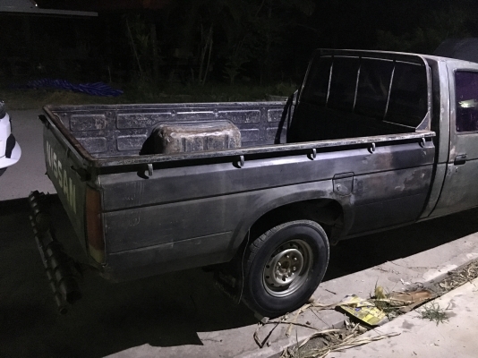 ของถอด กระบะ นิสสัน BIg-  M.  สวย เดิม ๆ ไม่มีผุ. ไม่มีสีโป้ว