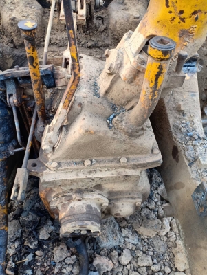 แยกขายอะใหล่ KOMATSU D50A-15