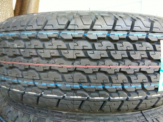 ขายยางใหม่ 255/70R15 บริดจสโตน ปลายปี17 ชุดละ 12900 บาท พร้อมใส่ ถ่วง