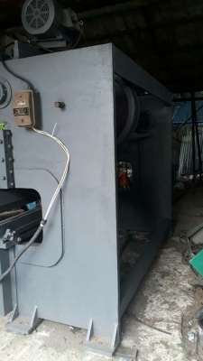 ขายแท่นพับเฟืองบนยาว8ฟุตพับได้4มิลนน.เครื่อง4ตันกว่าครับขายถูกครับ