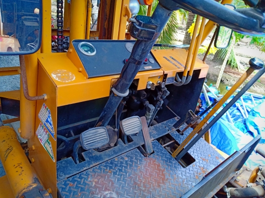 โฟล์คลิฟ โคมัตสึเบนซิล 2 ตัน รถนอกพร้อมใช้