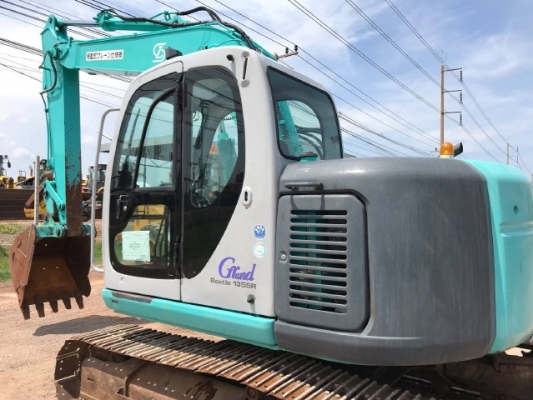 ขายรถขุด KOBELCO SK135SR YY01 รถนอกนำเข้าเองจากญี่ปุ่น สภาพสวยพร้อมใช้ มีVDOการทำงานครับ
