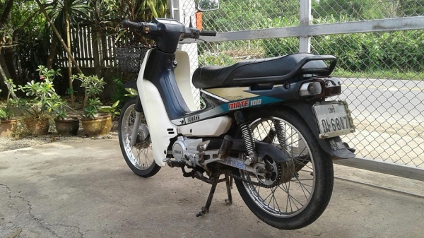 ขาย Yamaha Mate100 เล่มพร้อมชุดโอนลอยเครื่องเดิมแห้งสีเดิมโรงงาน ภาษีขาดเกิน ขาย 3900 B. ขาย Yamaha Mate100 เล่มพร้อมชุดโอนลอยเครื่องเดิมแห้งสีเดิมโรงงาน ภาษีขาดเกิน ขาย 3900 B.