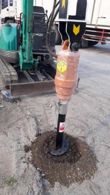 ขายรถสว่านเจาะดิน KOBELCO 20 SR เครื่อง Yanmar.3TN