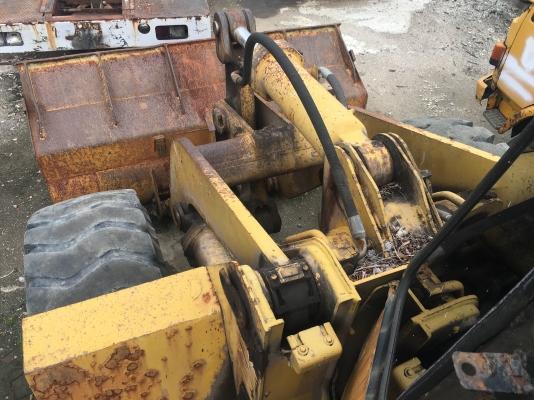 รถตักล้อยาง CAT รุ่น 950B ขายตามสภาพ แรงดี ขับได้