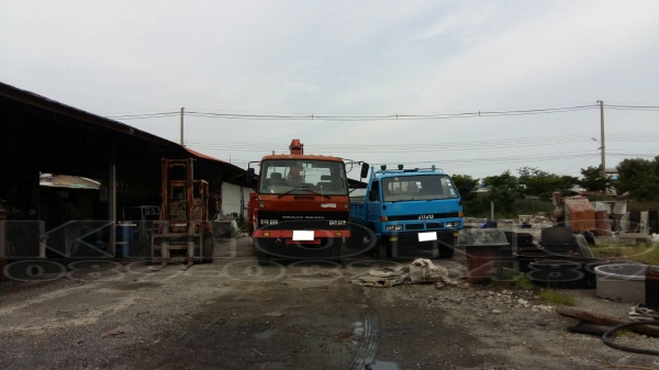 ขายเหมา ทั้งหมด 5 คัน ทั้งรถบรรทุก 6 ล้อ รถเครน ฟอร์คลิฟท์ รถตัก ทั้งหมดจอดอยู่สมุทรปราการ ขายเหมาทั้งหมด 1200000 บาทคับ