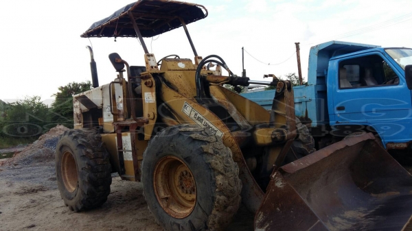 ขายเหมา ทั้งหมด 5 คัน ทั้งรถบรรทุก 6 ล้อ รถเครน ฟอร์คลิฟท์ รถตัก ทั้งหมดจอดอยู่สมุทรปราการ ขายเหมาทั้งหมด 1200000 บาทคับ