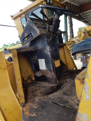 ขายรถตักล้อยาง KOMATSU WA100-1 สภาพสวยพร้อมใช้ สนใจโทร 081-970-1072