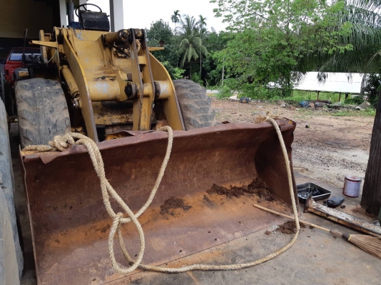 ขายรถตักล้อยาง KOMATSU WA100-1 สภาพสวยพร้อมใช้ สนใจโทร 081-970-1072
