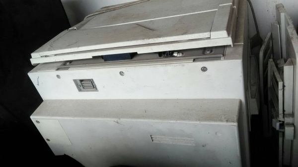 เหมา " ครุภัณฑ์ เก่า " เยอะ  9900 บาท  ( หลายรายการ )