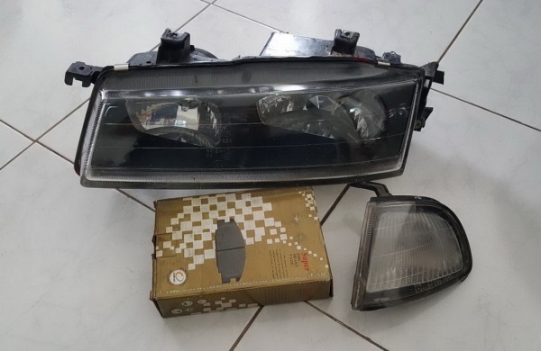 ไฟหน้า honda pelude