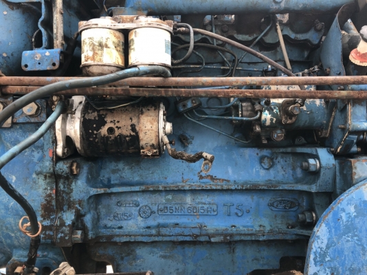 ขายด่วน !! FORD 6800 + ใบดัน ขายด่วน !! FORD 6800 + ใบดัน