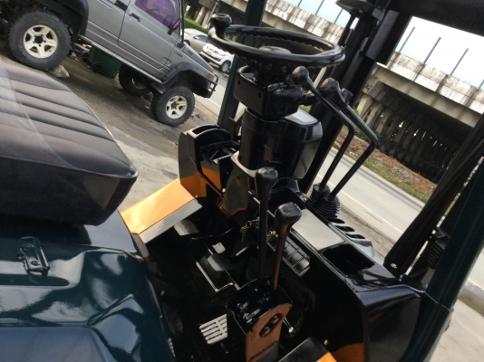 อาร์ ซี เอช โฟรคลิฟท์ ขาย โตโยต้า รุ่น 7 ดีเซล 2.5 ตัน