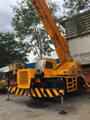 ขายเครน 4ล้อ 25ตัน KATO KR-25 H.V โทร. 096-9426519 081-3479292 ขายเครน 4ล้อ 25ตัน KATO KR-25 H.V โทร. 096-9426519 081-3479292