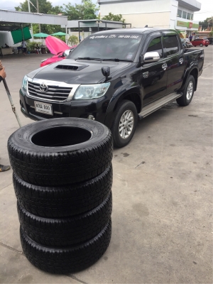 ยาง Bridgestone 265 65 17 ปี17 ดอกเต็ม ใช้ยาว ราคาไม่แพง