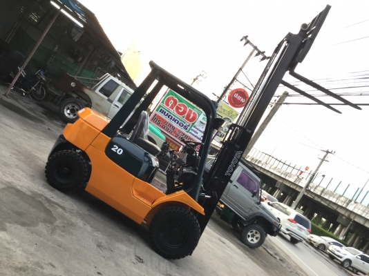 อาร์ ซี เอช โฟรคลิฟท์ ขาย โตโยต้า รุ่น 7 ดีเซล 2.5 ตัน