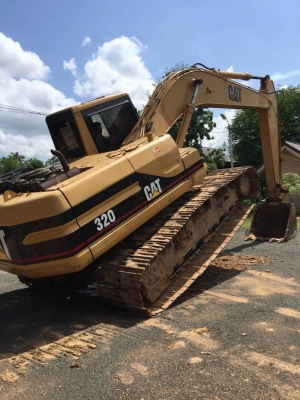 CAT320V-2. รถสวยมาก. ไฟฟ้าครบ. แอเยน. เอวแน่น โช่ตึง