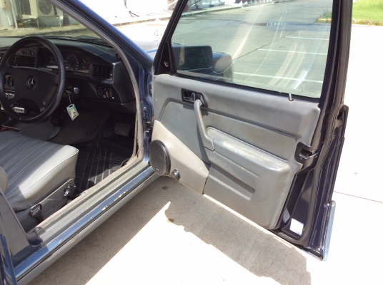 ขายรถ Benz 190 ปี92 เครื่องโตโยต้า 3S 2.0 ออโต้ แก๊สหัวฉีด+น้ำมัน ไฟฟ้าทั้งคัน เบาะสวยเดิม แอร์เย็น ตัวถังเดิมๆ แม็ก15&rdquo;ยางใหม่ปี2016 รถขับขี่ดีมาก ภาษี61