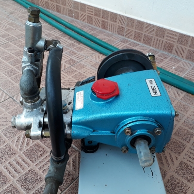 ปั้มพ่นยา อัดฉีด MW-280H