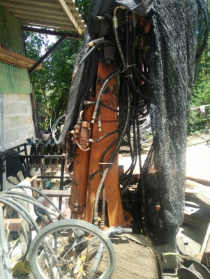 ขายเครนพับ3ตันพร้อมชุดหัวเจาะสว่านให้ด้วย สภาพสวยพร้อมใช้ ติดต่อคุณอ๊อฟ พิจิตร 086-737-9991 ขายเครนพับ3ตันพร้อมชุดหัวเจาะสว่านให้ด้วย สภาพสวยพร้อมใช้ ติดต่อคุณอ๊อฟ พิจิตร 086-737-9991