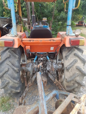 รถไถ เดดอง 36เเรง โฟรวิล ผาน6 สภาพพร้อมใช้งานรถสวย สภาพเดิม  สนใจโทร 081-810-8927 นพดล