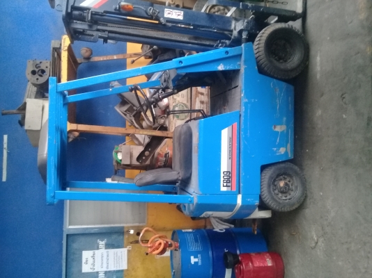 ขายรถโฟล์คลิฟท์ KOMATSU 900