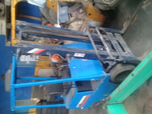 ขายรถโฟล์คลิฟท์ KOMATSU 900