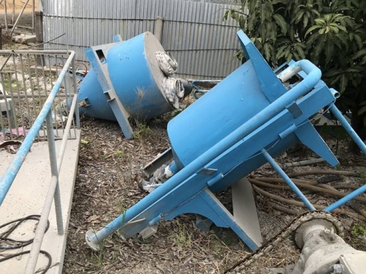 ขายเครื่อง ผสมคอนกรีต ขนาด 1คิว ติดต่อ ชูชาติ 0956636454