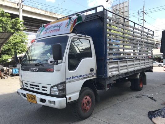 รถ 6 ล้อกระบะบรรทุก ยี่ห้ออีซูซุ รุ่น NQR ขนาด 175 แรงม้า จดทะเบียนปี 2549 มีประกันชั้น 3 พึ่งทำ 12/