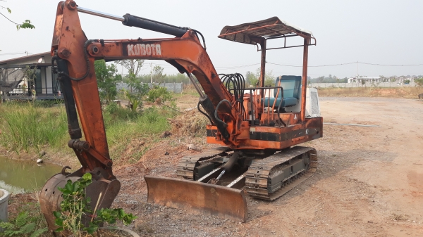 KUBOTA KH 15เท่า35 เก่าญี่ปุ่น อินวอย.เดิมๆครับ..เชิญครับ135,000ราคาสุดท้าย