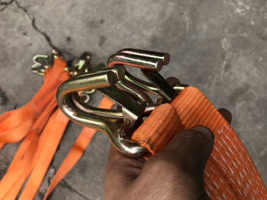 ขายเชือกลาก ดึง ยก มีตะขอเกี่ยว ยาว 3เมตร ใช้งานครั้งเดียว มี 10เส้น ราคาเส้นละ 400บาทพร้อมส่ง