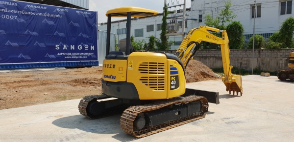 Komatsu PC40MR-3