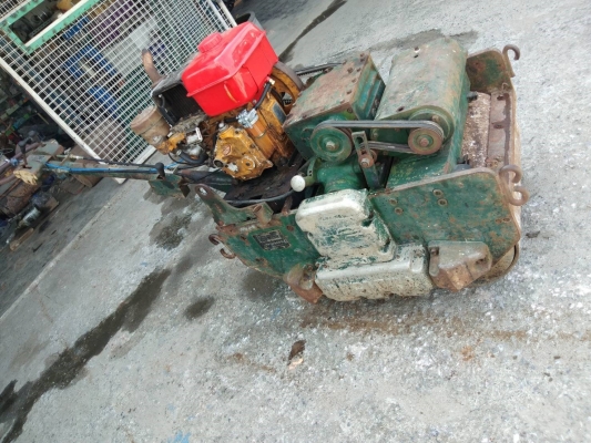 ขายรถบดดินเดินตาม(มือสองญี่ปุ่น) ยี่ห้อNAGAOKA รุ่น V-6WD