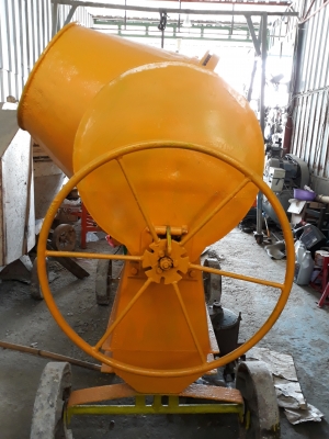 ขายโมปูนก่อ(มือสองไม่รวมมอเตอร์)