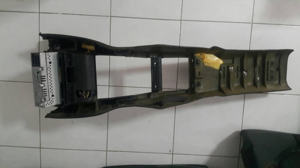 แผงประตู w124 เก่าญี่ปุ่น แผงประตู w124 เก่าญี่ปุ่น