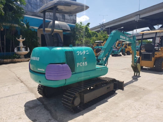 Komatsu PC15-3E