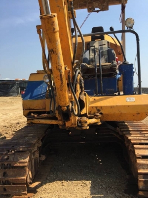 ขาย 149,000 KOMATSU pc 20-5 เครื่องดี ปั้มแรง เอวแน่น ช่วงล่างเต็ม พร้อมใช้งาน  รถอยู่ เพชรบุรี 090-772-3708 090-772-3708