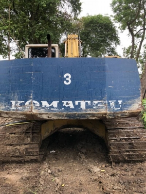 ขาย 499,000 KOMATSU pc 200-5 พร้อมรายหัวเจาะ เครื่องใหม่ ปั้มใหม่ แรงเร็ว เอวแน่น ช่วงล่างเต็ม แห้งทั้งคัน เอกสารซื้อขาย ไฟฟ้าตัด รถพร้อมใช้ รถอยู่ เพชรบุรี 090-772-3710 090-772-3708