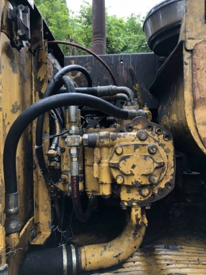 ขาย 499,000 KOMATSU pc 200-5 พร้อมรายหัวเจาะ เครื่องใหม่ ปั้มใหม่ แรงเร็ว เอวแน่น ช่วงล่างเต็ม แห้งทั้งคัน เอกสารซื้อขาย ไฟฟ้าตัด รถพร้อมใช้ รถอยู่ เพชรบุรี 090-772-3710 090-772-3708