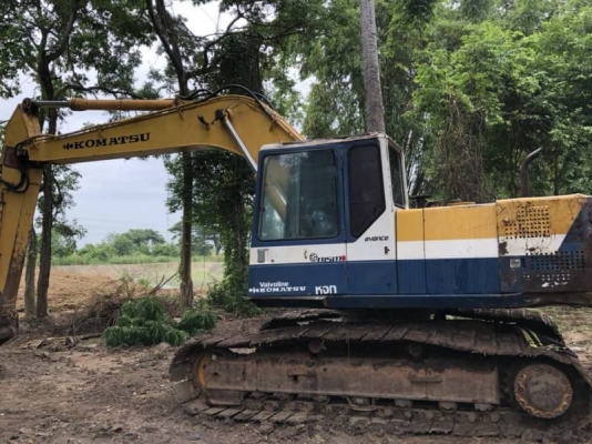 ขาย 499,000 KOMATSU pc 200-5 พร้อมรายหัวเจาะ เครื่องใหม่ ปั้มใหม่ แรงเร็ว เอวแน่น ช่วงล่างเต็ม แห้งทั้งคัน เอกสารซื้อขาย ไฟฟ้าตัด รถพร้อมใช้ รถอยู่ เพชรบุรี 090-772-3710 090-772-3708