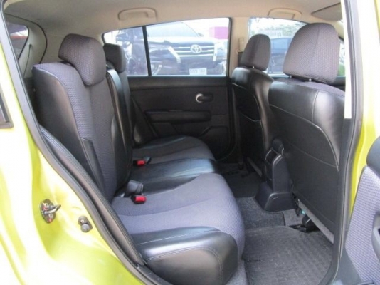 2006 NISSAN TIIDA 1.6G 5DR  รถสวย สภาพดี ราคาประหยัด  ภายในสวยเดิมๆ เครื่อง เกียร์ ช่วงล่างยังดีพร้อมใช้ รับประกันไม่เคยชนหนักหรือจมน้ำ รับปรึกษาการจัดไฟแนนซ์ทุกเคส สนใจดูรถหรือทดลองขับ 092 656 6570 อาท ID Line art_pai #The_Great_Auto #อาท0926566570 #รถมื