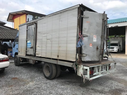 6ล้อ NPR 120 ปี2000 รถห้าง ยาว5เมตร เครื่องติดแต่หลวม รถขับได้ ครัชซีดี ขายตามสภาพ เล่มพร้อม 6ล้อ NPR 120 ปี2000 รถห้าง ยาว5เมตร เครื่องติดแต่หลวม รถขับได้ ครัชซีดี ขายตามสภาพ เล่มพร้อม