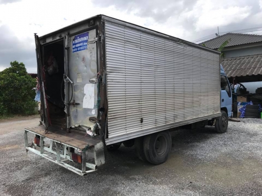 6ล้อ NPR 120 ปี2000 รถห้าง ยาว5เมตร เครื่องติดแต่หลวม รถขับได้ ครัชซีดี ขายตามสภาพ เล่มพร้อม 6ล้อ NPR 120 ปี2000 รถห้าง ยาว5เมตร เครื่องติดแต่หลวม รถขับได้ ครัชซีดี ขายตามสภาพ เล่มพร้อม