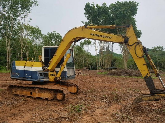 ขายรถแบคโฮ KOMATSU PC60-6 ระบบไฟเต็ม เอกสารอินวอย หัวคีปพร้อมบุ้งกี๋ ราคา 480000