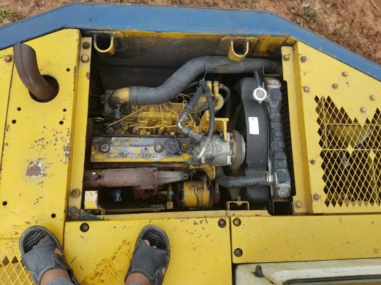 ขายรถแบคโฮ KOMATSU PC60-6 ระบบไฟเต็ม เอกสารอินวอย หัวคีปพร้อมบุ้งกี๋ ราคา 480000