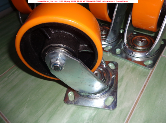 ขายล้อยูริเทรนขนาด5นิ้ว หน้ากว้าง2นิ้ว ล้อเป็นทั้ง4ล้อ สถาพใหม่ยังไม่ถูกใช้งาน