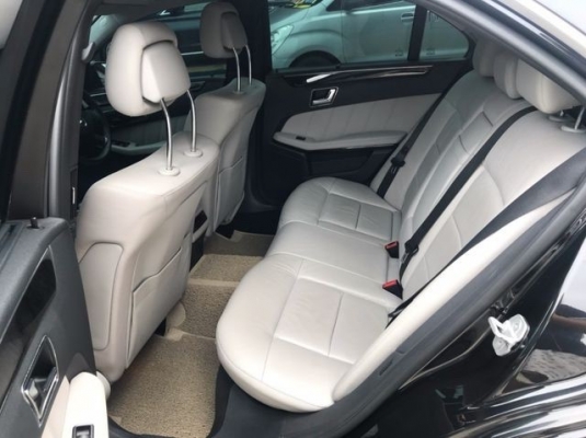 2010 BENZ E250 W212 1.8 CGI AT รถสวยออกศูนย์ เบาะหนังแท้ พวงมาลัยมัลติ รถสวยสุดๆ สภาพดี สีเดิมสวยๆ ช่วงล่างแน่น ภายในสะอาด รถไม่เคยชนหนักหรือจมน้ำ รับปรึกษาการจัดไฟแนนซ์ทุกเคส สนใจดูรถหรือทดลองขับ 092 656 6570 อาท ID Line art_pai #The_Great_Auto #อาท0926 2010 BENZ E250 W212 1.8 CGI AT รถสวยออกศูนย์ เบาะหนังแท้ พวงมาลัยมัลติ รถสวยสุดๆ สภาพดี สีเดิมสวยๆ ช่วงล่างแน่น ภายในสะอาด รถไม่เคยชนหนักหรือจมน้ำ รับปรึกษาการจัดไฟแนนซ์ทุกเคส สนใจดูรถหรือทดลองขับ 092 656 6570 อาท ID Line art_pai #The_Great_Auto #อาท0926